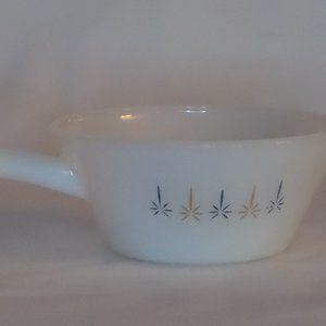 Vintage 1967-1972 Fire King Anchor Hocking Candle Glow Handle Soup Bowl